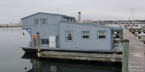 exterior view of houseboat
